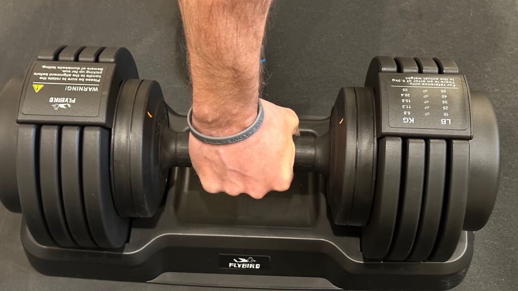 FLYBIRD 55 lb adjustable dumbbell adjustment detail
