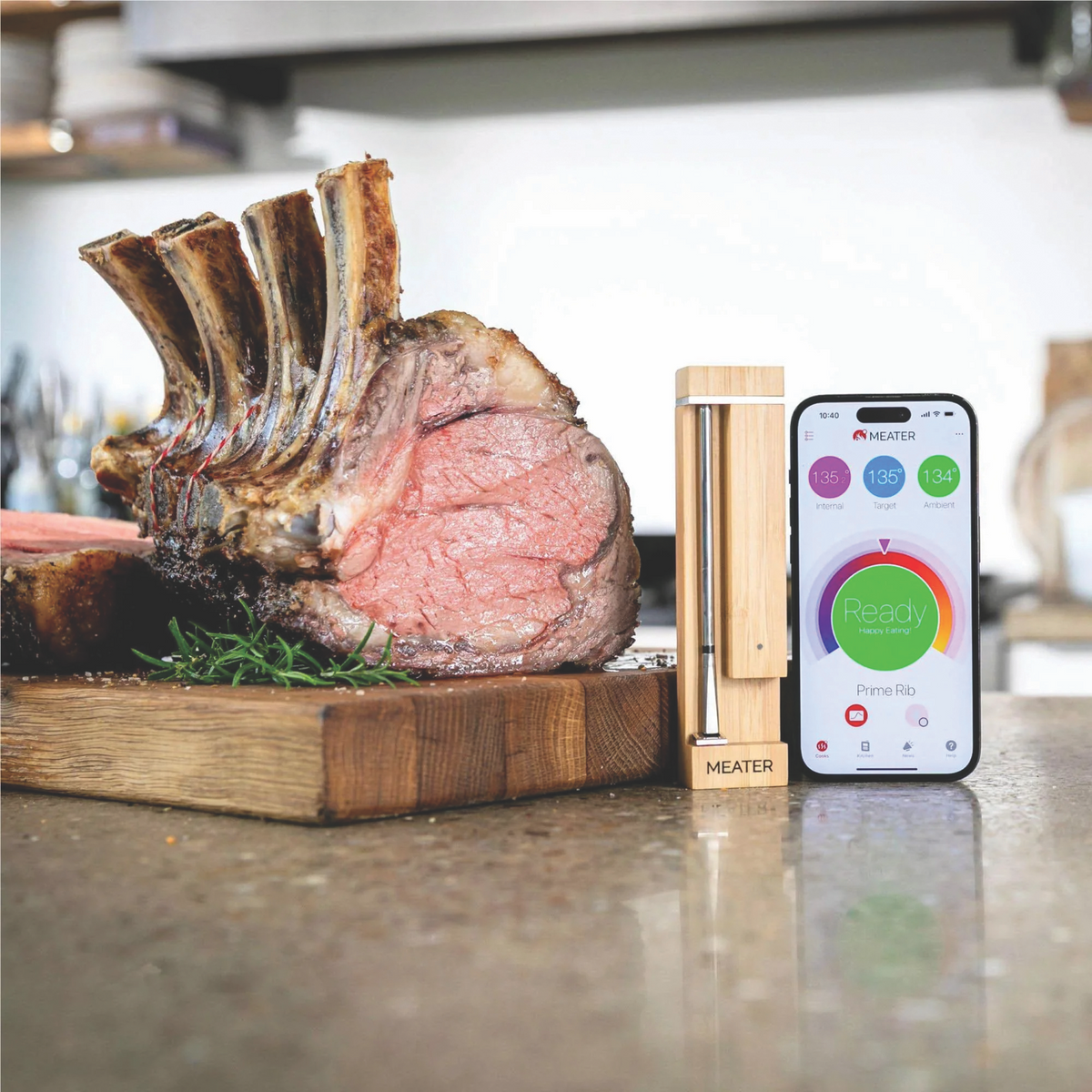 MEATER Pro Duo smart thermometer monitoring roast with app