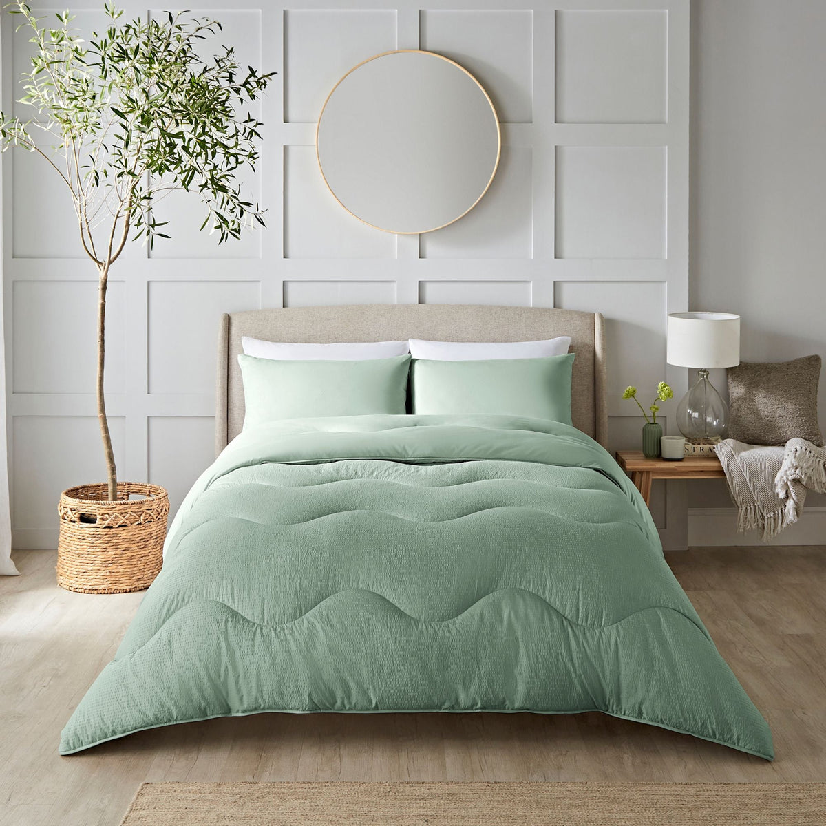 Night Lark Seersucker Coverless Duvet Set Meadow Green lifestyle