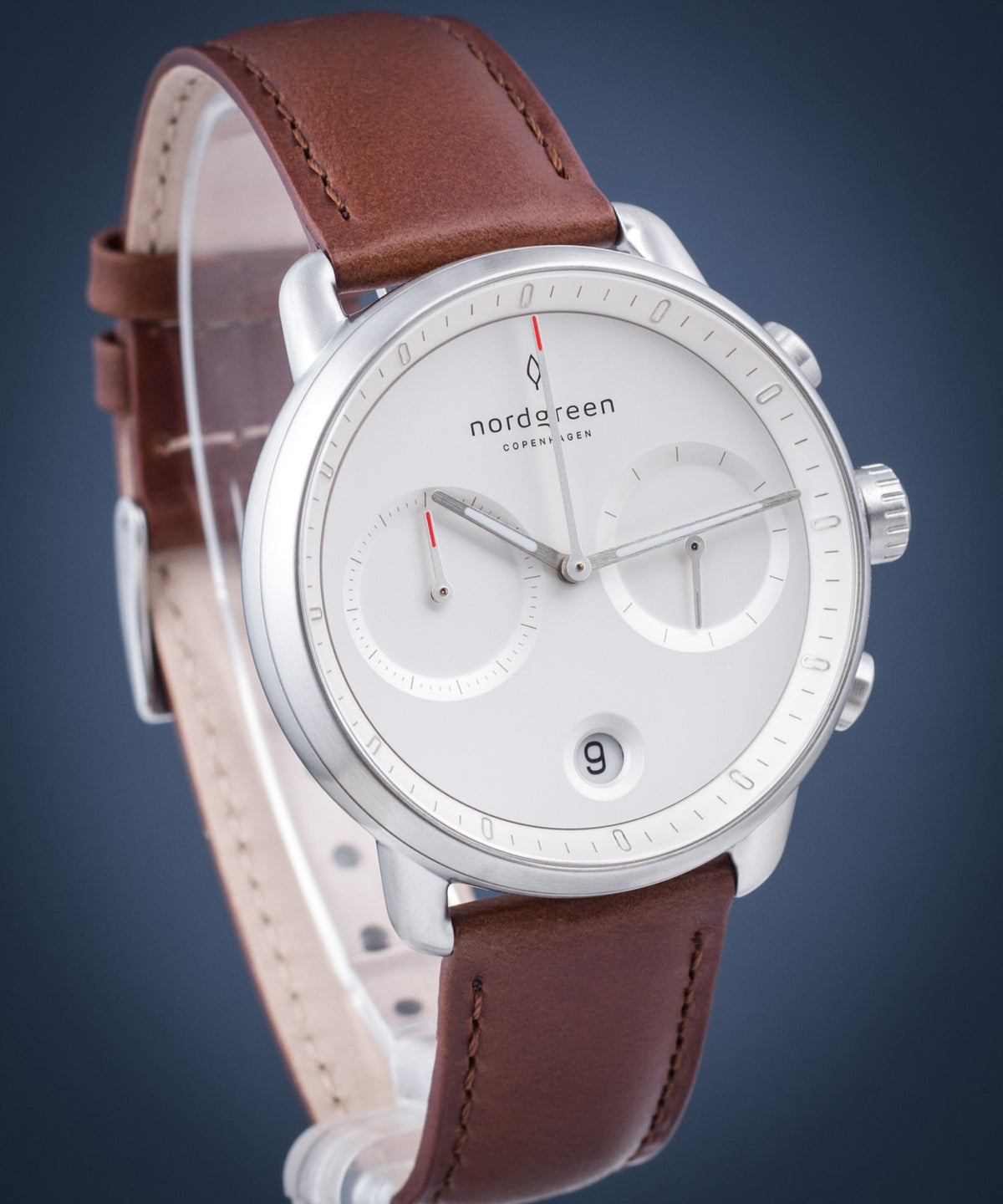Nordgreen Pioneer chronograph detail view