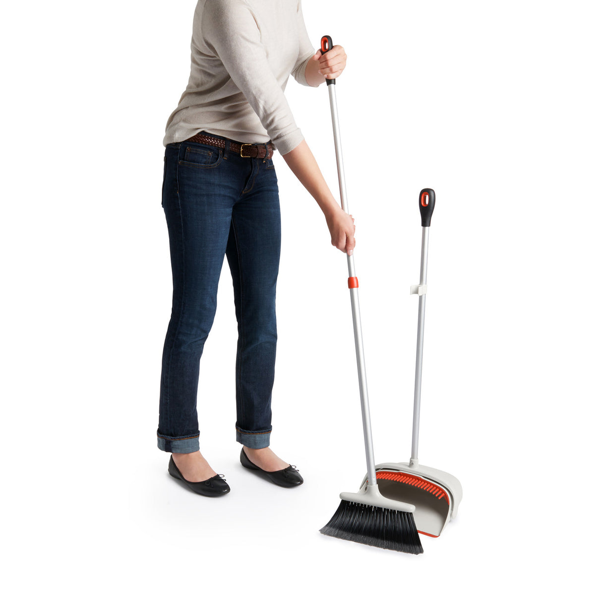 OXO Good Grips Large Sweep Set in use